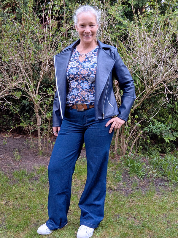 Nurja 42 Mit Biker Lola