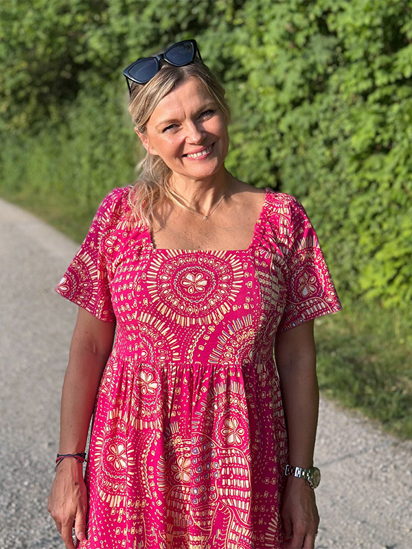 Katrice 44 FBA Glatt Rot
