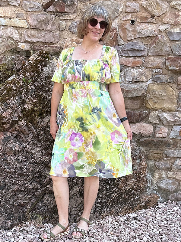 Katrice 44 Gerafft Gruen1