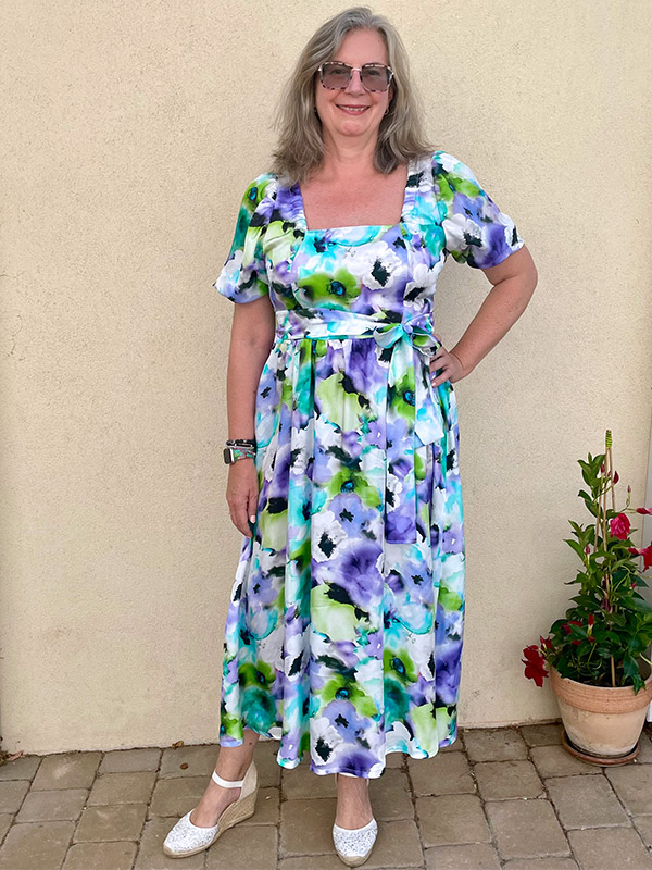 Katrice 44 Vorn Blau Gruen