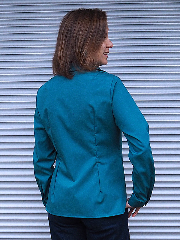 CORA 40 FBA Petrol Ruecken