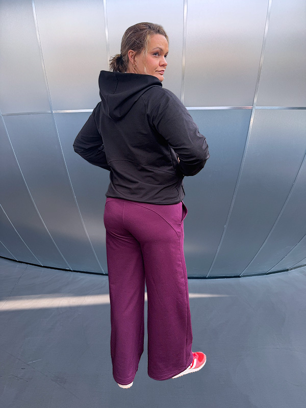 Chillou 44 Schwarz Beere Ruecken