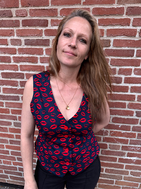 NAIRA 40 Schwarz Rot1