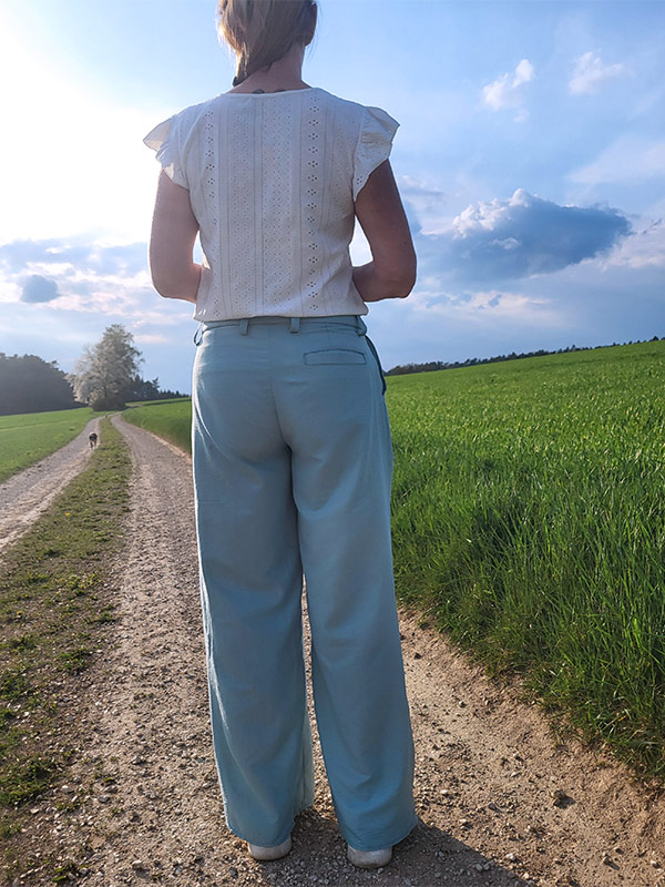 NAIRO 42 Wide Viskose Paspeltasche