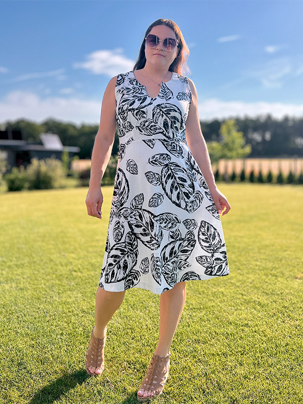 Morgane 42 Schwarzweiß Leinen