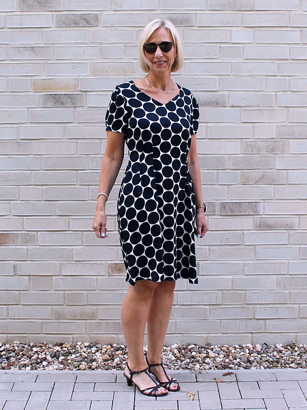 Morgane 42 Viskose Dots Navy 1