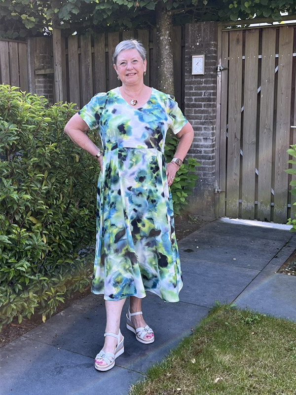 Morgane 46 Faltenärmel Blau Grün